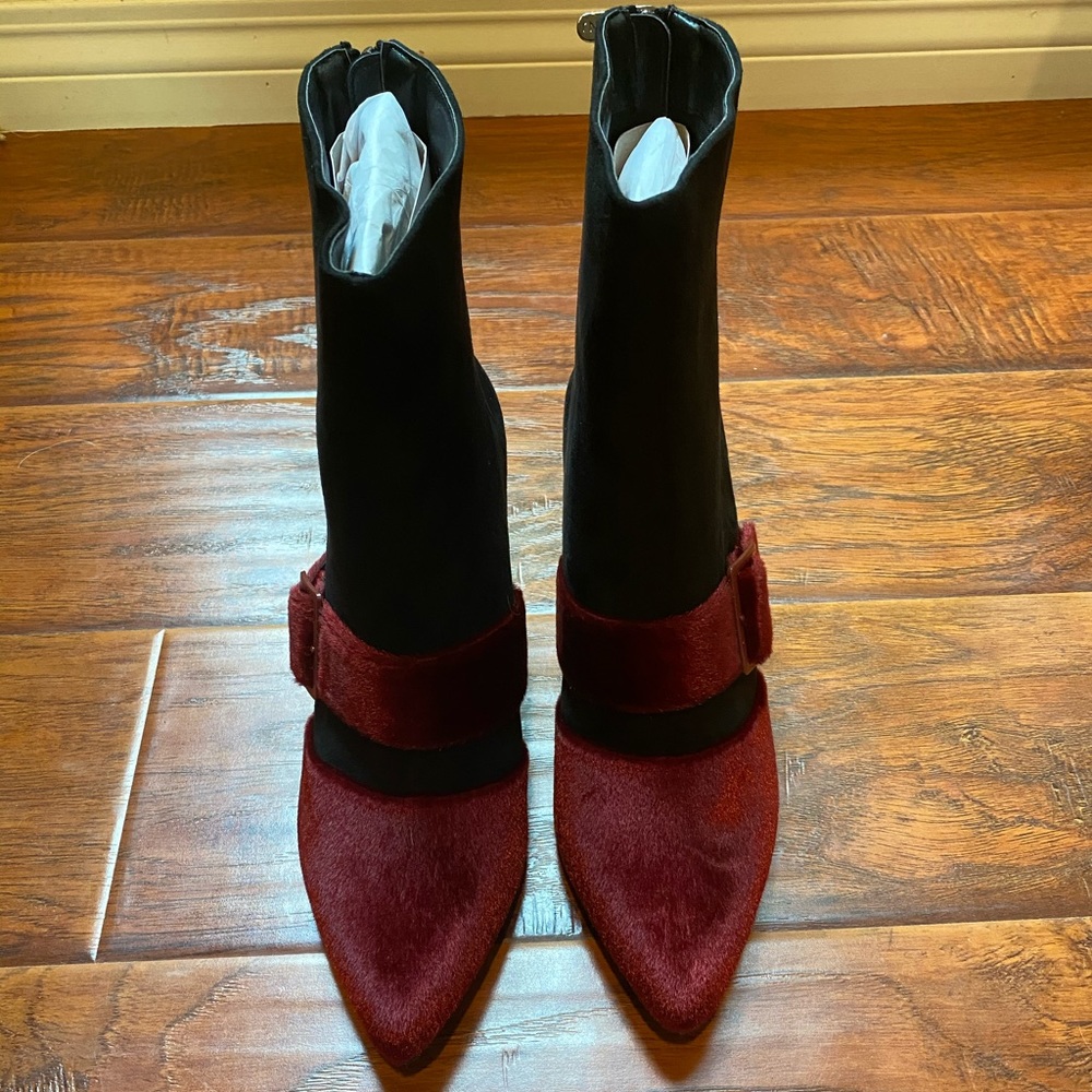 Black-Red Velvet Suede Ankle Booties - Picture 3 of 6